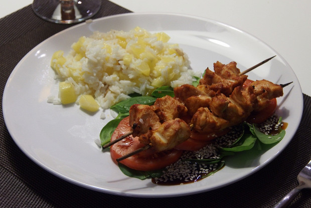 Balinese chicken sauté with rice and pineapple