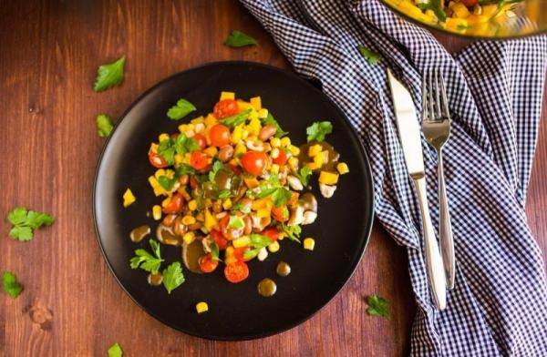 Chicken and corn salad is a simple recipe