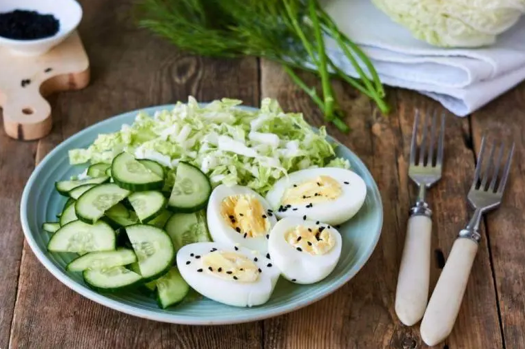 Chinese cabbage salad with cucumber and egg