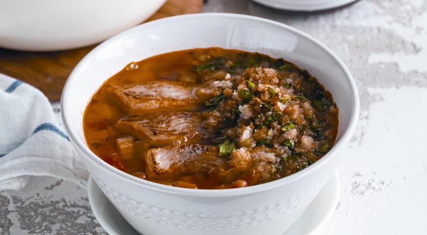 Bean soup with fish