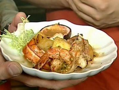 SEAFOOD-FLAMBEET MARISCADA