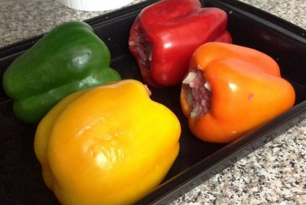Baked peppers stuffed with meat and rice