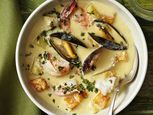 Peruvian seafood puree soup