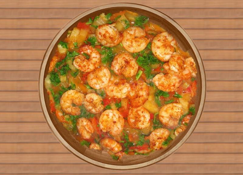 ROYAL SHRIMPS WITH PINEAPPLE, TOMATOES AND PEPPER