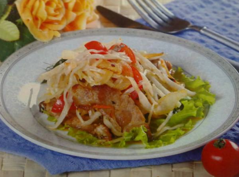 Salad with pork, vegetables, cheese
