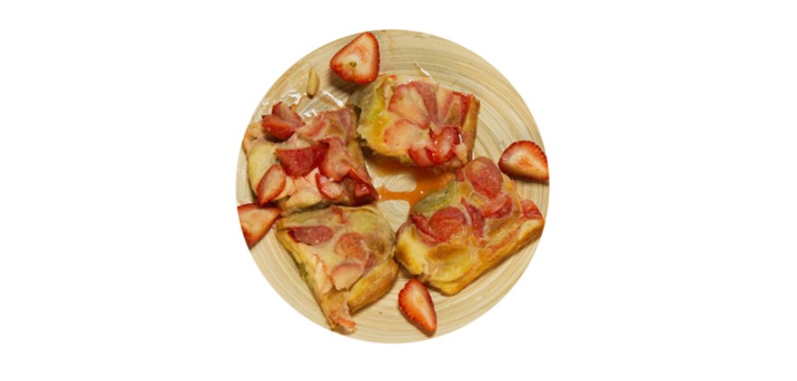 Sweet pizza with fruit
