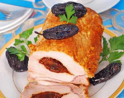 pork baked with prunes