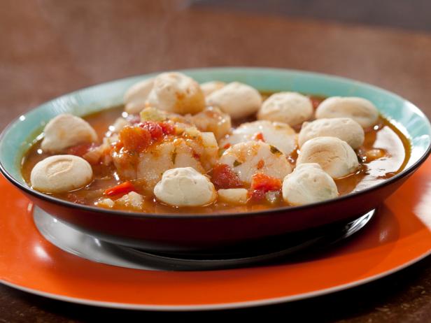 Fishing soup with cod and scallops