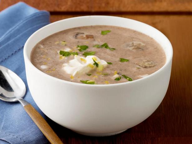 Mushroom soup with hummus