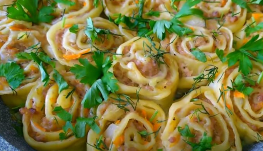 Meat strudels