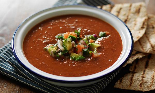 Cold baked sweet pepper puree soup