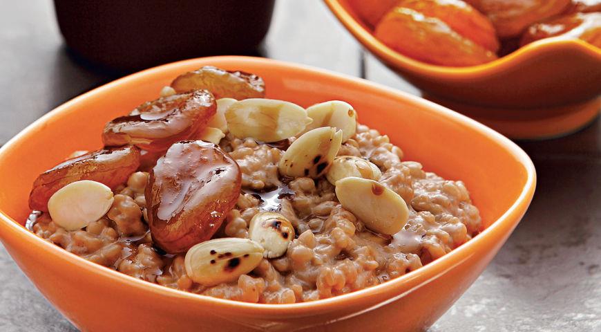 Risotto with chocolate and caramelized dried apricots