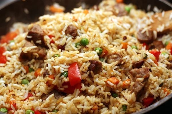 Rice with pork and vegetables