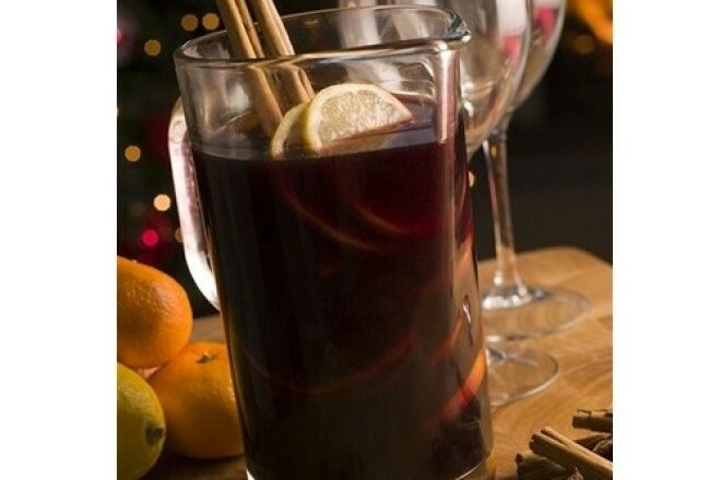 Mulled wine with cognac in German