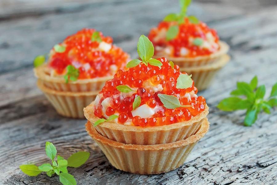 CLASSIC ROYAL SALAD WITH RED CAVIAR IN TARTALETS