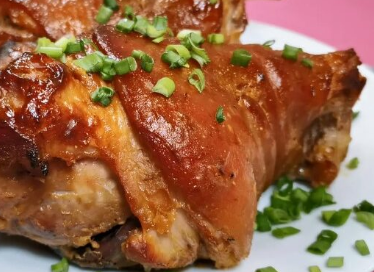 pork knuckles