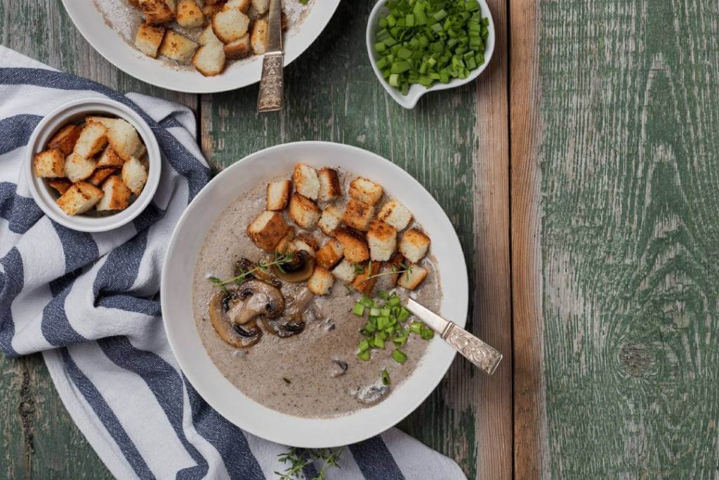 Creamy mushroom cream soup