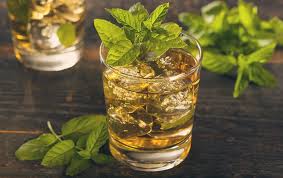 Whiskey mint cocktail