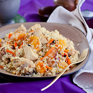 Pilaf in a slow cooker with chicken