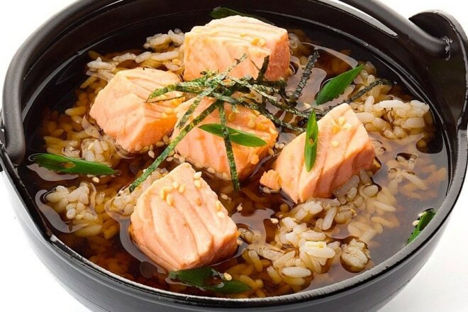 Miso soup with rice, salmon and tuna