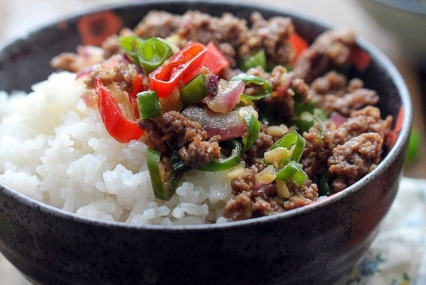 Rice with spicy beef