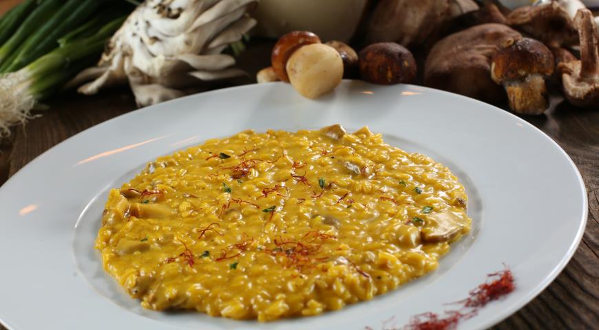 Risotto with porcini mushrooms 3
