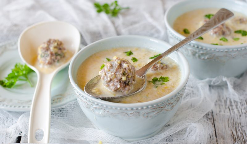 Corn soup with meatballs
