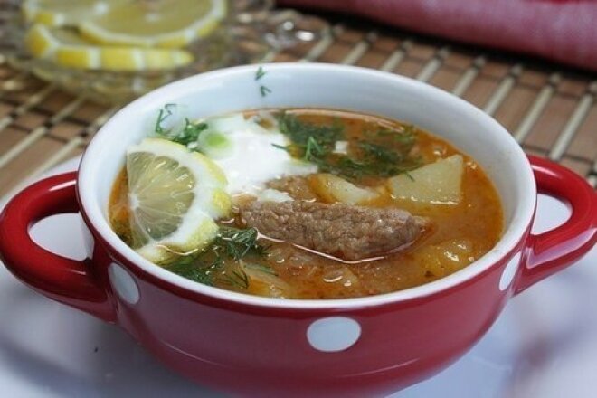 Tyrolean goulash soup with beef