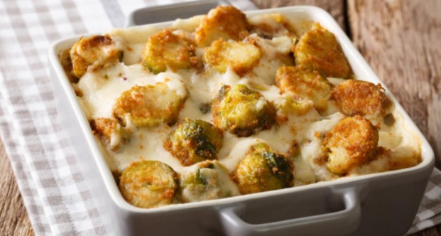 Brussels Sprouts with white Sauce and Cheese