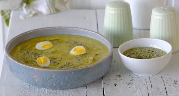 Cold Sorrel Soup with Quail Eggs