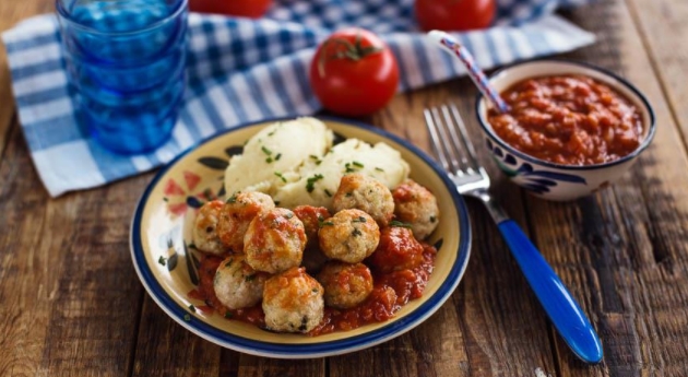 Meatballs with Sweet and Sour Sauce for Future Use
