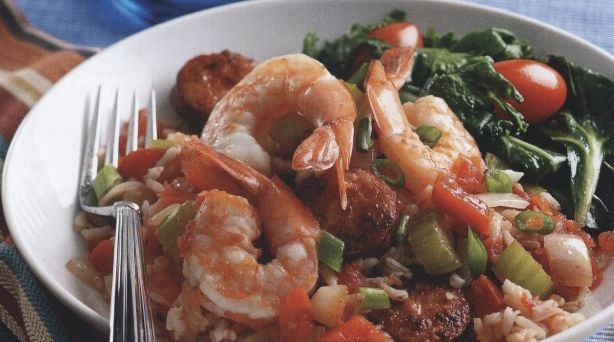 Vegetable saute with sausage and shrimps