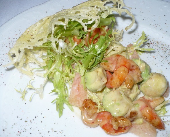 Tasty  Shrimp and avocado salad