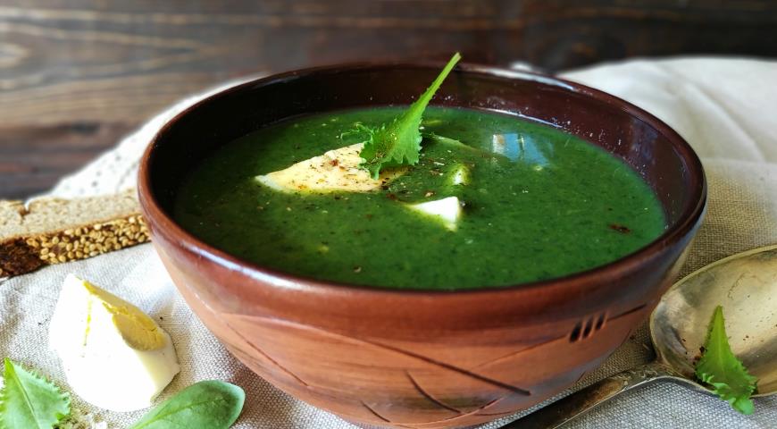 Puree soup with nettle