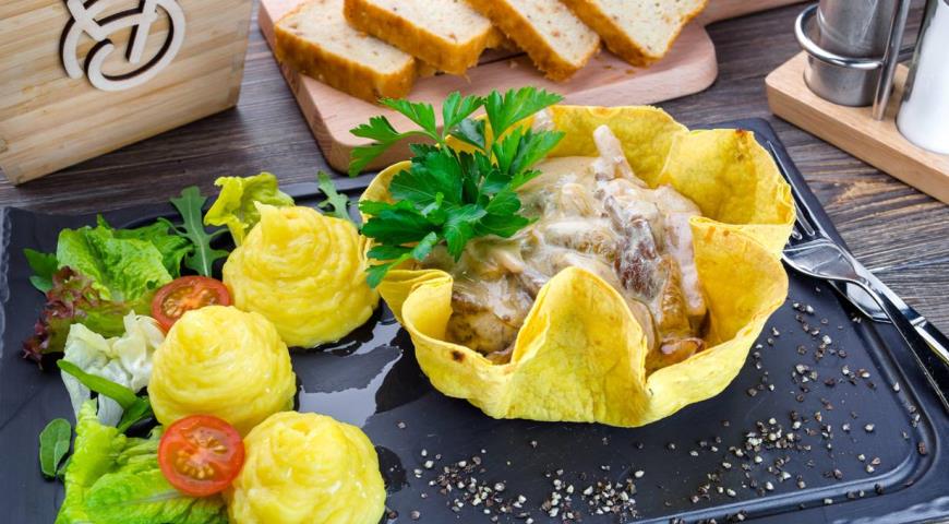Beef Stroganoff with Mushrooms in a Creamy Sauce