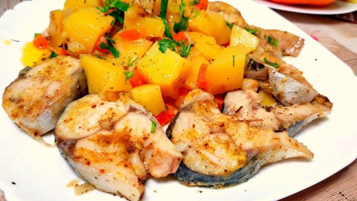 Fish with potatoes and tomatoes in a multicooker