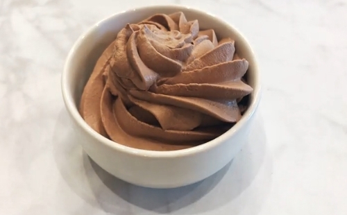 Chocolate keto cream