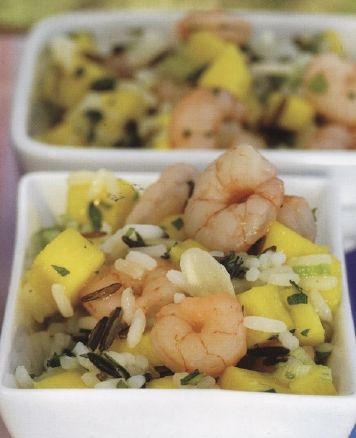 Rice, shrimp and mango salad