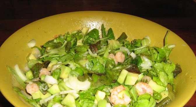 Shrimp and avocado salad 
