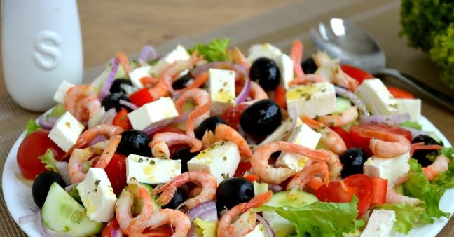 Greek Shrimp Salad
