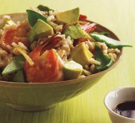 Rice with shrimps and avocado