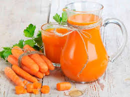 Carrot-citrus drink with honey