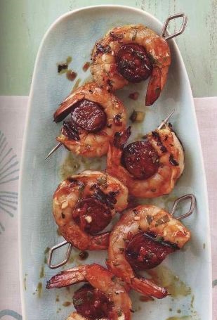 Shrimp and chorizo ​​sausage kebabs