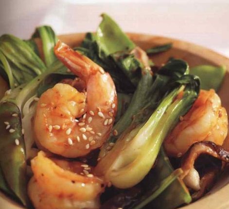 Shrimps fried with mushrooms and bok choy salad