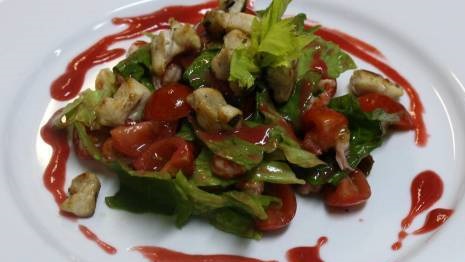 Rabbit and crayfish necks salad with raspberry vinaigrette