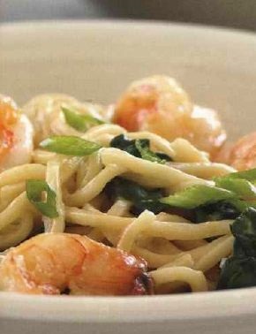 Shrimp and spinach noodles