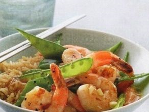 Shrimp with green peas