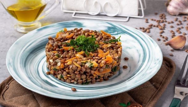 Lentils with carrots and onions