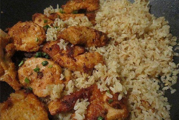 Spicy chicken fillet with maghreb rice
