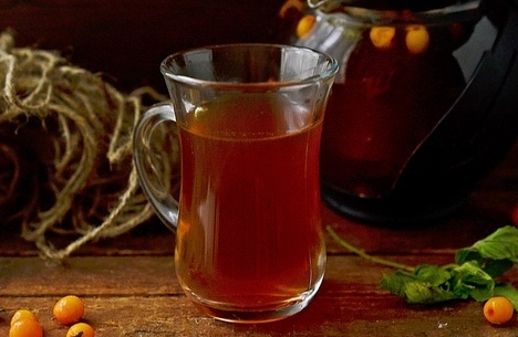 Sea buckthorn tea with cloves